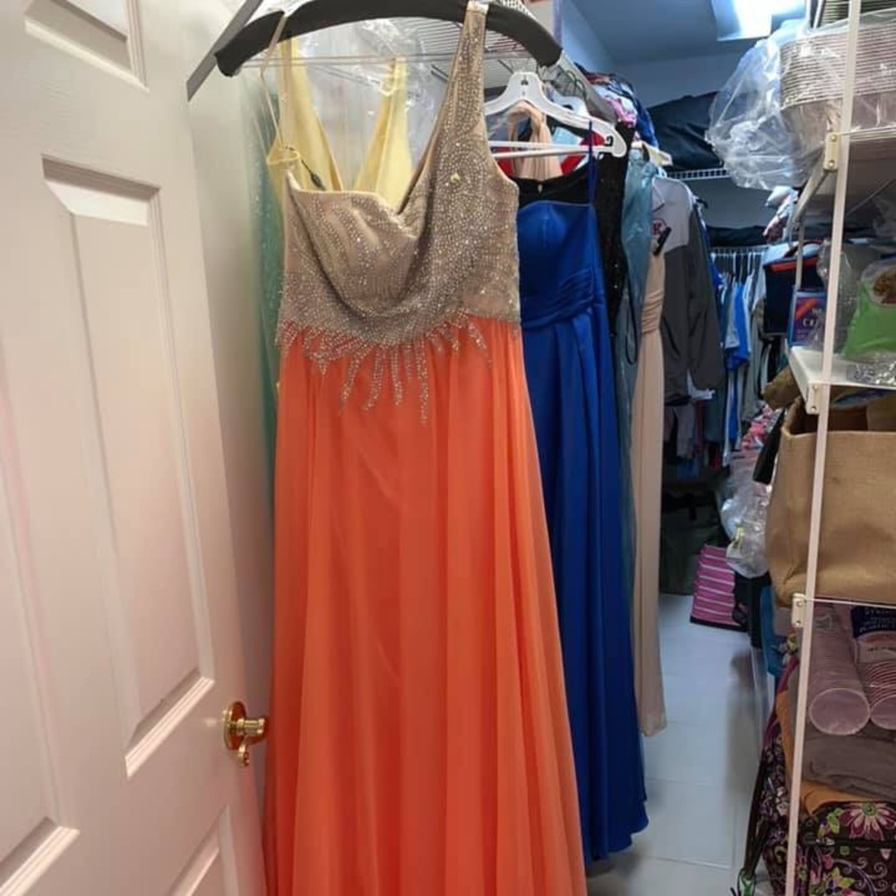 One shoulder salmon dress size 6